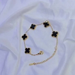 Eloria_jewels_B1.png Eloria_jewels_B1
